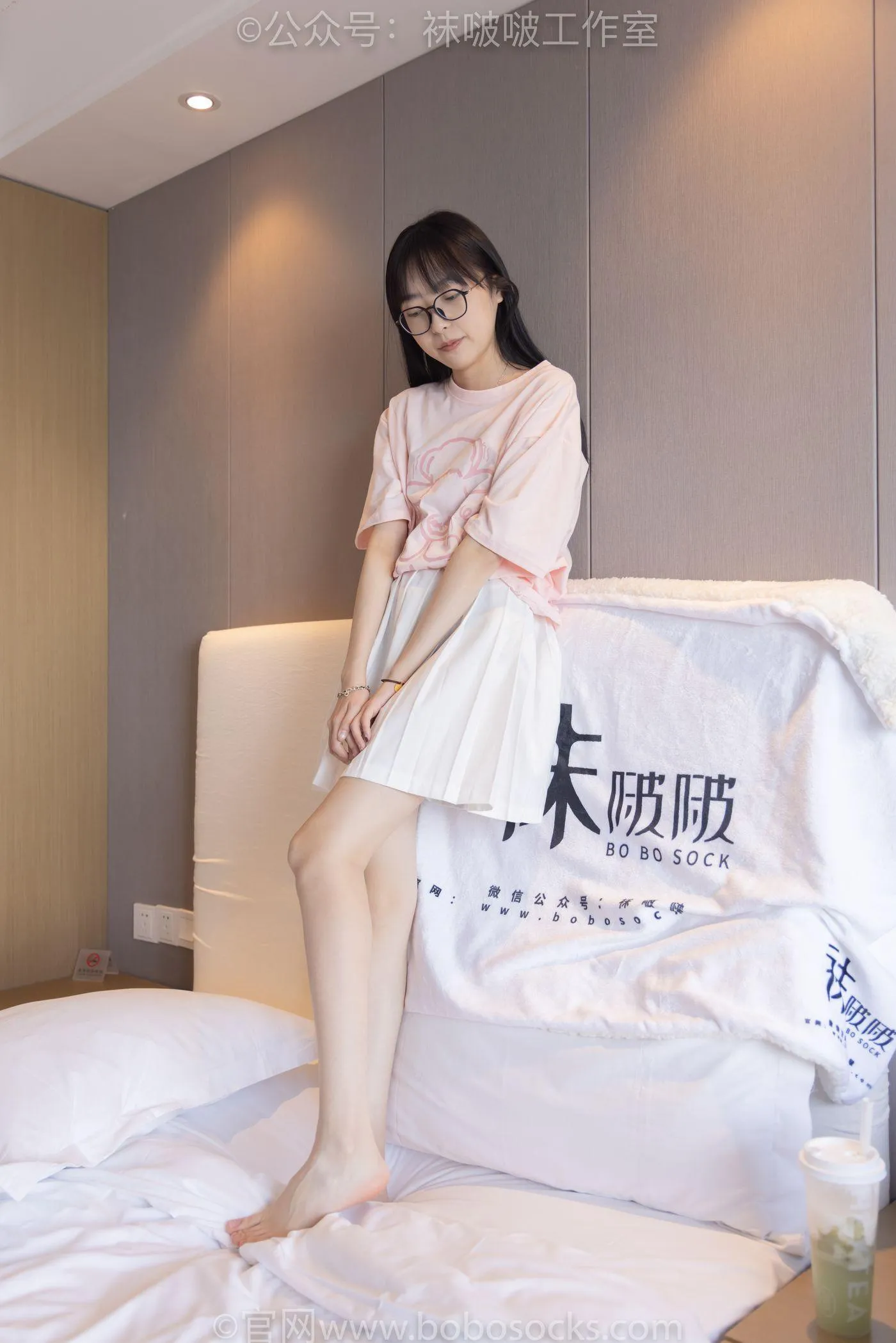 [BoBoSocks袜啵啵]NO.091 稚予-板鞋、淡粉色船袜、黑色船袜、裸足 [148P]插图5
